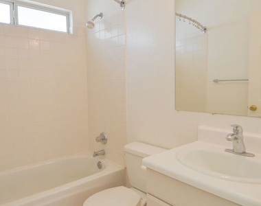1845 Midvale Avenue - Photo Thumbnail 59