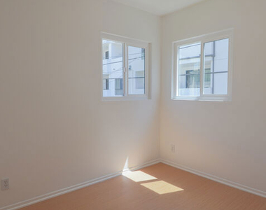 1845 Midvale Avenue - Photo Thumbnail 65