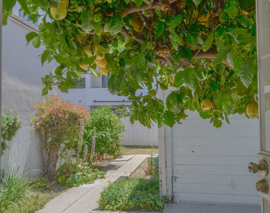 1845 Midvale Avenue - Photo Thumbnail 27