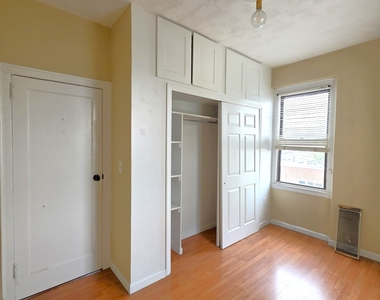 21-77 33rd Street - Photo Thumbnail 7
