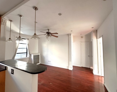 21-15 33rd Street - Photo Thumbnail 4