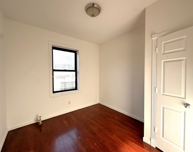 21-15 33rd Street - Photo Thumbnail 6