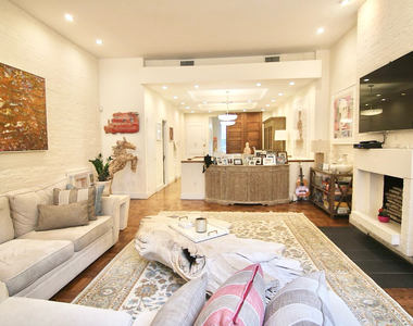 39 West 89th Street - Photo Thumbnail 2