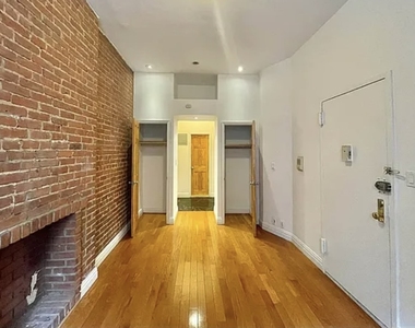 536 East 89th Street - Photo Thumbnail 2