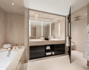 685 Fifth Ave - Photo Thumbnail 5