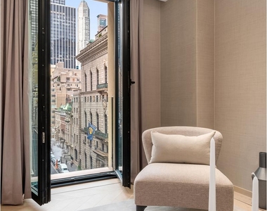 685 Fifth Ave - Photo Thumbnail 8