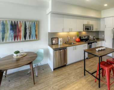 4715 42nd Ave Sw - Photo Thumbnail 18