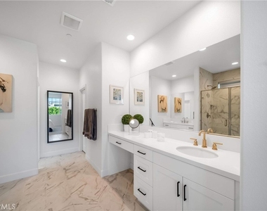 58085 Coral View Way - Photo Thumbnail 40