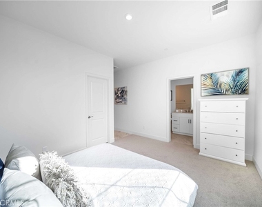 58085 Coral View Way - Photo Thumbnail 47
