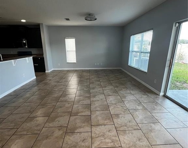 438 Vitoria Road - Photo Thumbnail 3
