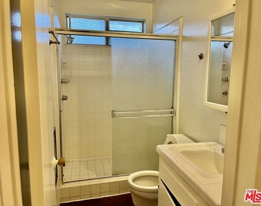 4702 W 17th Street - Photo Thumbnail 11