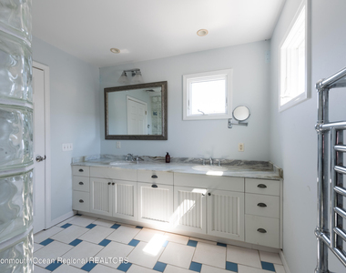 164 Osborne Avenue - Photo Thumbnail 3