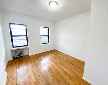 2242 1st Avenue - Photo Thumbnail 3