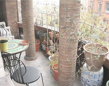 331 West 76th Street - Photo Thumbnail 2