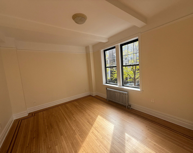 115 East 92nd Street - Photo Thumbnail 4