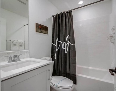 834 Santa Barbara Pl - Photo Thumbnail 35