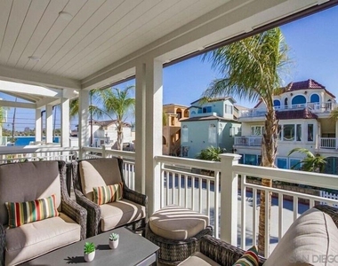 834 Santa Barbara Pl - Photo Thumbnail 15