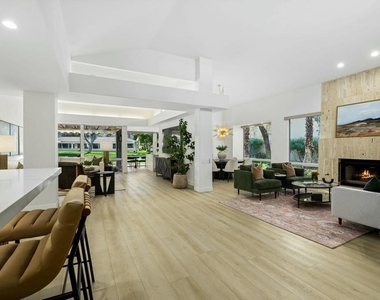 75405 Riviera Drive - Photo Thumbnail 10