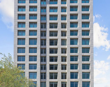 East 83rd Street - Photo Thumbnail 17