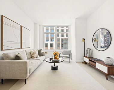 East 83rd Street - Photo Thumbnail 3