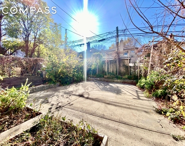 234 61st St - Photo Thumbnail 9