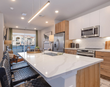 2503 Primo Road - Photo Thumbnail 4