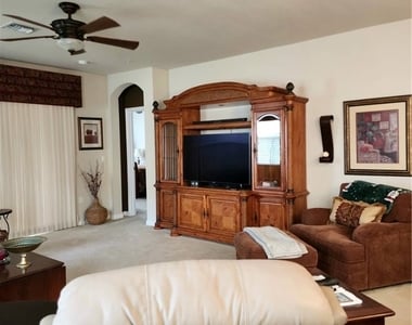 9601 Spanish Moss Way - Photo Thumbnail 7