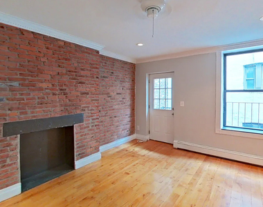 Avenue B - Photo Thumbnail 1