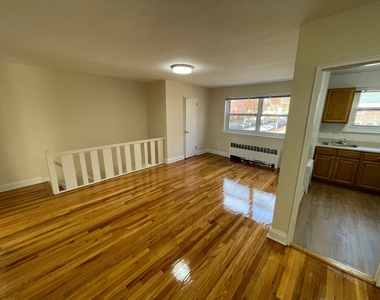 154-80 71st Avenue - Photo Thumbnail 7