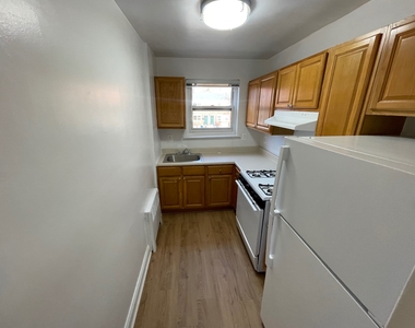 154-80 71st Avenue - Photo Thumbnail 12