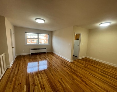 154-80 71st Avenue - Photo Thumbnail 4
