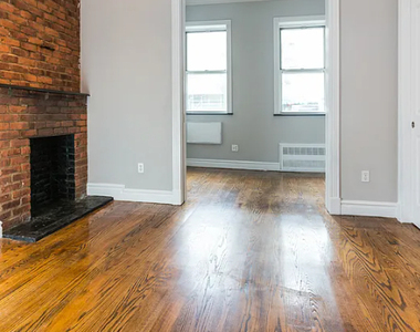 1BR in West Village - Photo Thumbnail 3