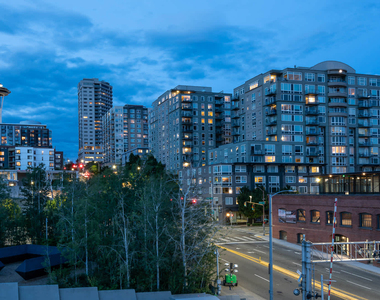 2801 Western Avenue - Photo Thumbnail 38