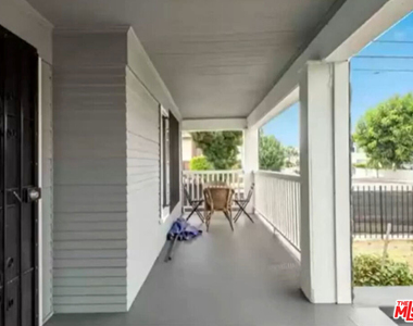1284 W 38th Street - Photo Thumbnail 6