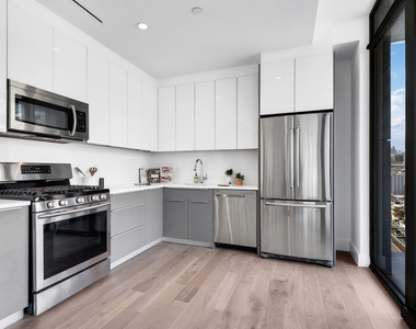 42-10 27th Street - Photo Thumbnail 5