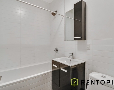 34 Meserole Street - Photo Thumbnail 12