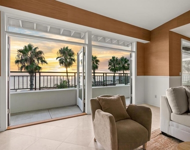 5430 La Jolla Boulevard - Photo Thumbnail 1