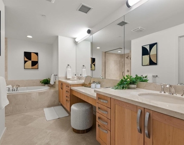 5430 La Jolla Boulevard - Photo Thumbnail 21