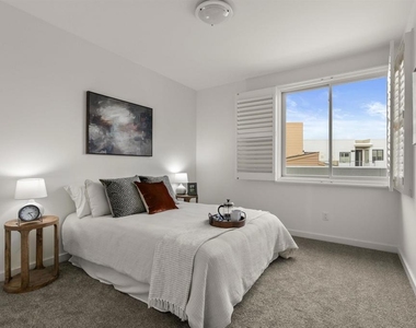 5430 La Jolla Boulevard - Photo Thumbnail 23