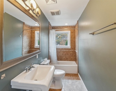 1 Candace Drive - Photo Thumbnail 15