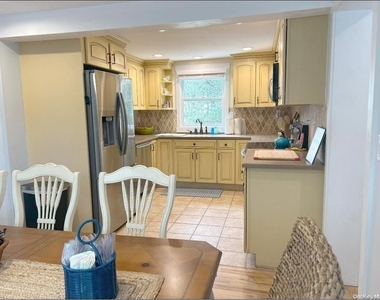 415 Dehnhoff Walk - Photo Thumbnail 5