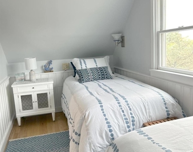 415 Dehnhoff Walk - Photo Thumbnail 19
