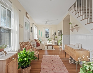 21 Summit Boulevard - Photo Thumbnail 7