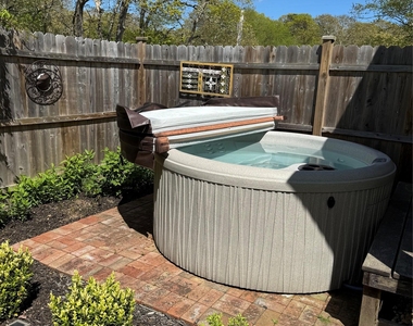 21 Summit Boulevard - Photo Thumbnail 24