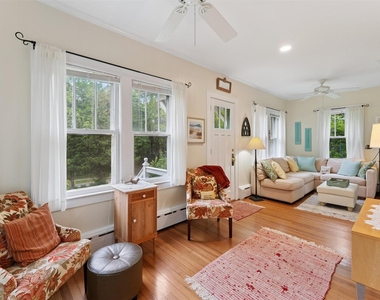 21 Summit Boulevard - Photo Thumbnail 4