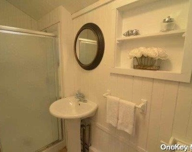 507 Bayberry Walk - Photo Thumbnail 5