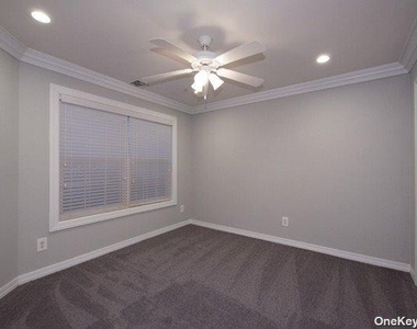143 Overlook Drive - Photo Thumbnail 10