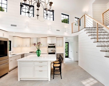 7 Miller Lane - Photo Thumbnail 5