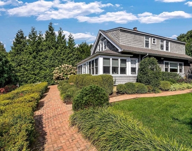 7 Miller Lane - Photo Thumbnail 2