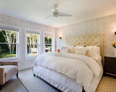 7 Miller Lane - Photo Thumbnail 12